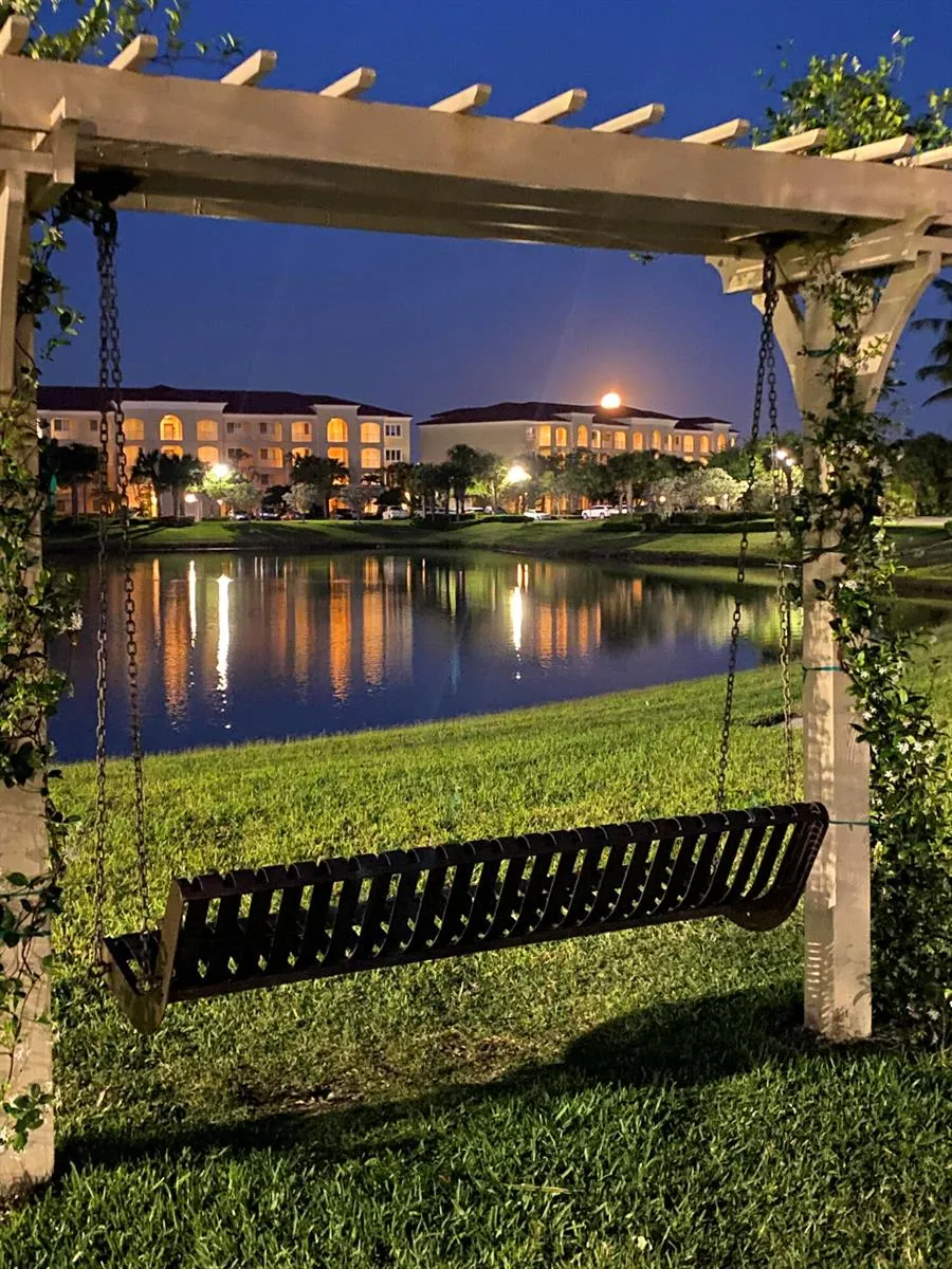 27 HARBOUR ISLE DRIVE W #305 Fort Pierce, FL 34949