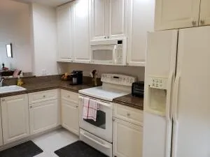 27 HARBOUR ISLE DRIVE W #305 Fort Pierce, FL 34949