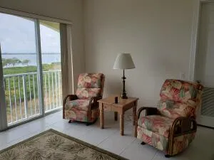 27 HARBOUR ISLE DRIVE W #305 Fort Pierce, FL 34949