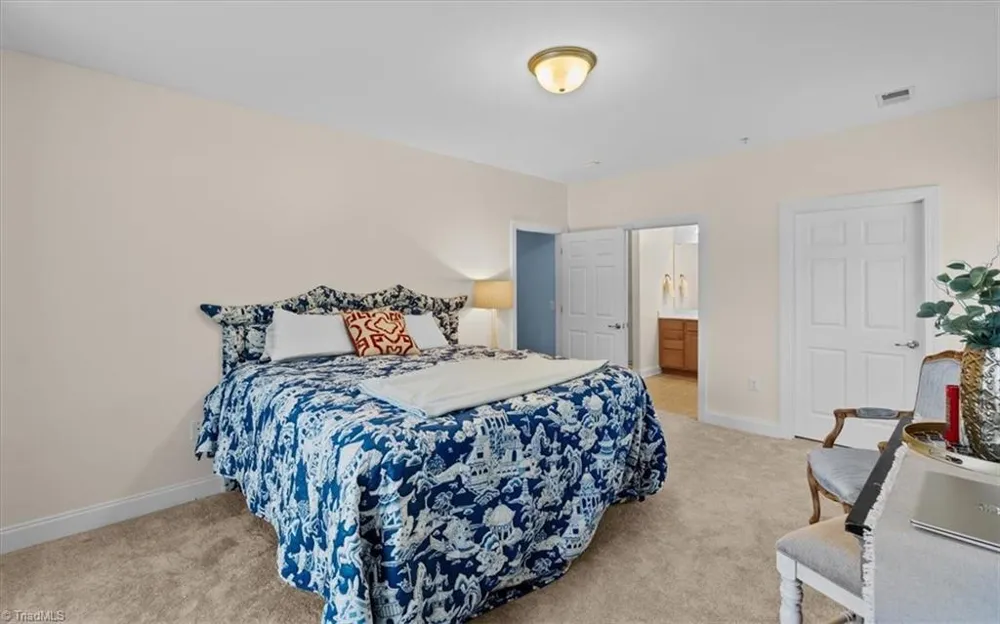 200 Lennox Drive #3B Jamestown, NC 27282