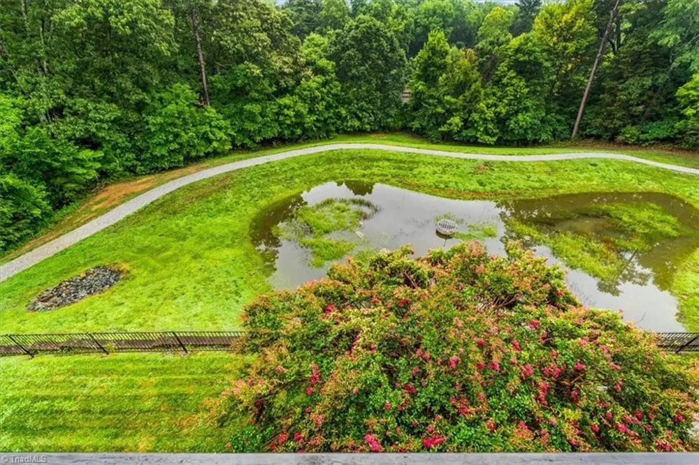 200 Lennox Drive #3B Jamestown, NC 27282