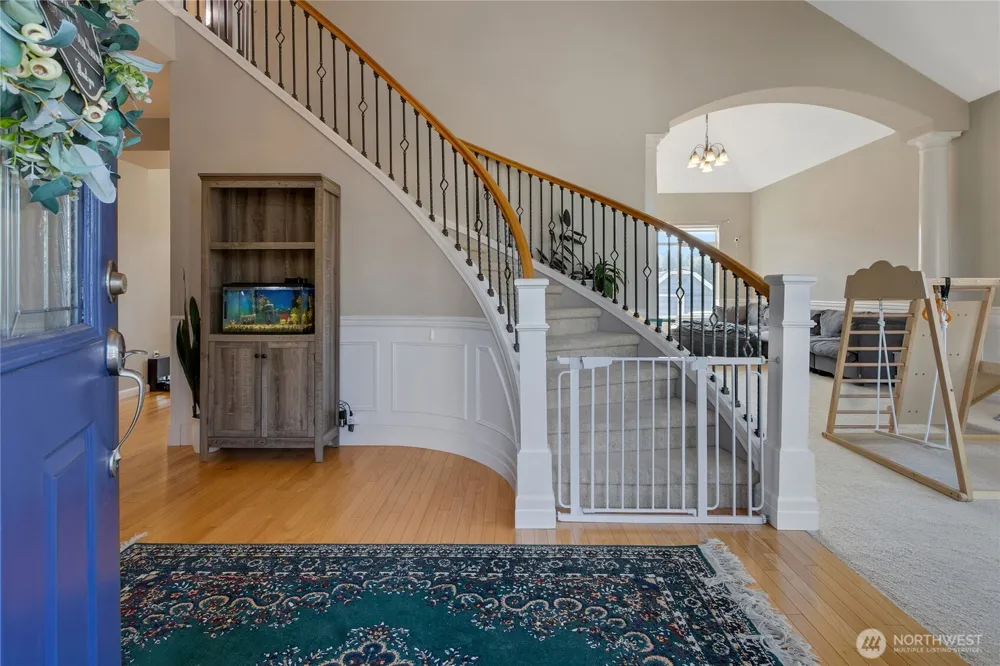 25128 161st Place SE Covington, WA 98042