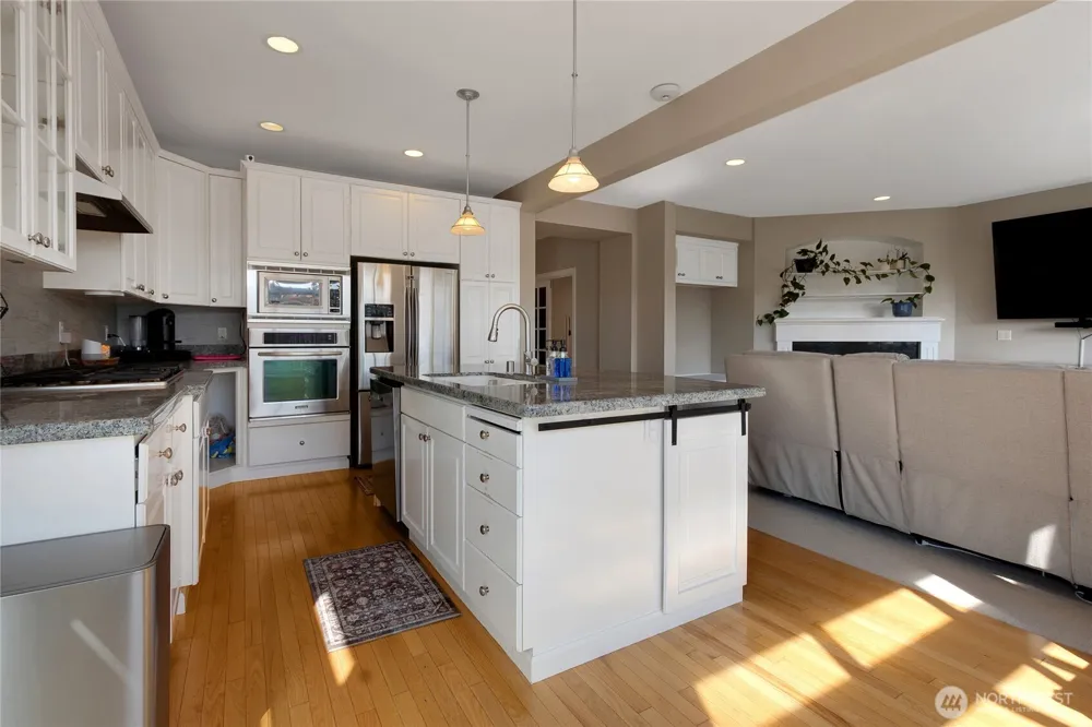 25128 161st Place SE Covington, WA 98042