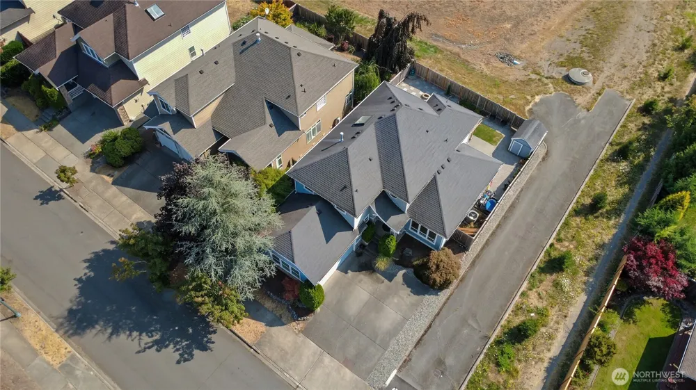 25128 161st Place SE Covington, WA 98042