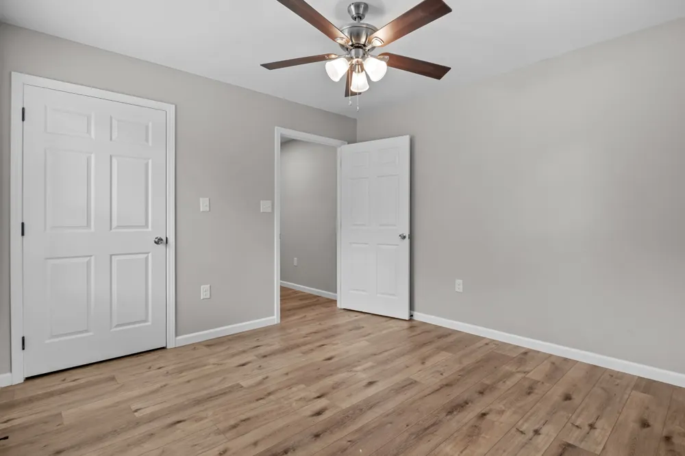55 Hillcrest Dr Bruceton, TN 38317