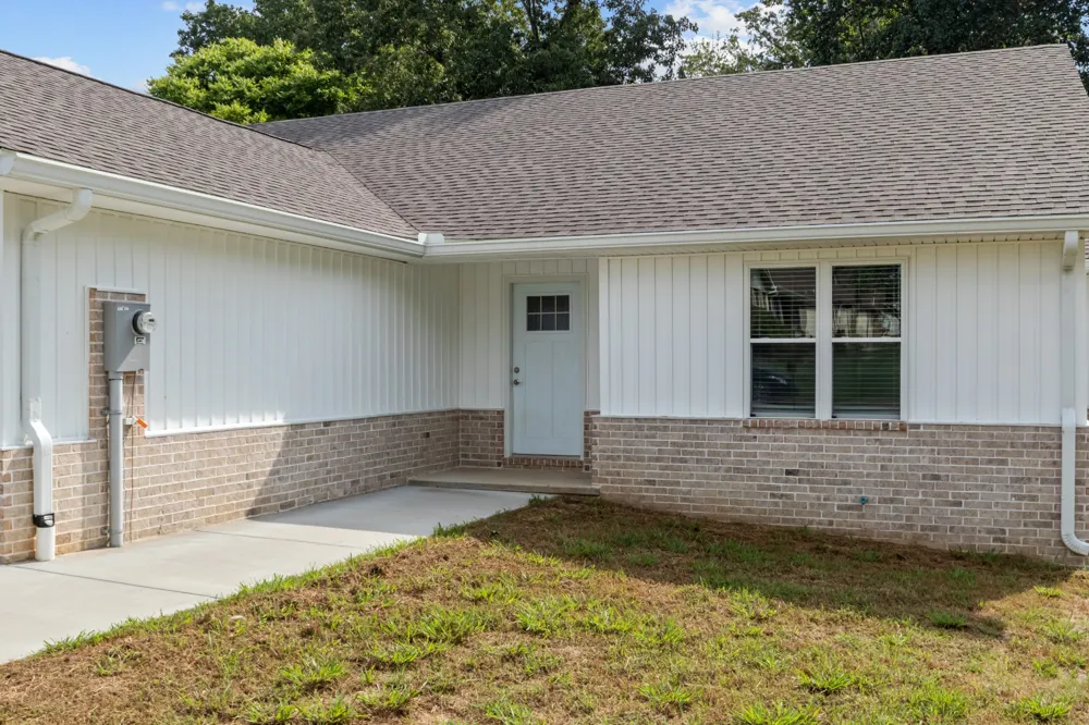 55 Hillcrest Dr Bruceton, TN 38317