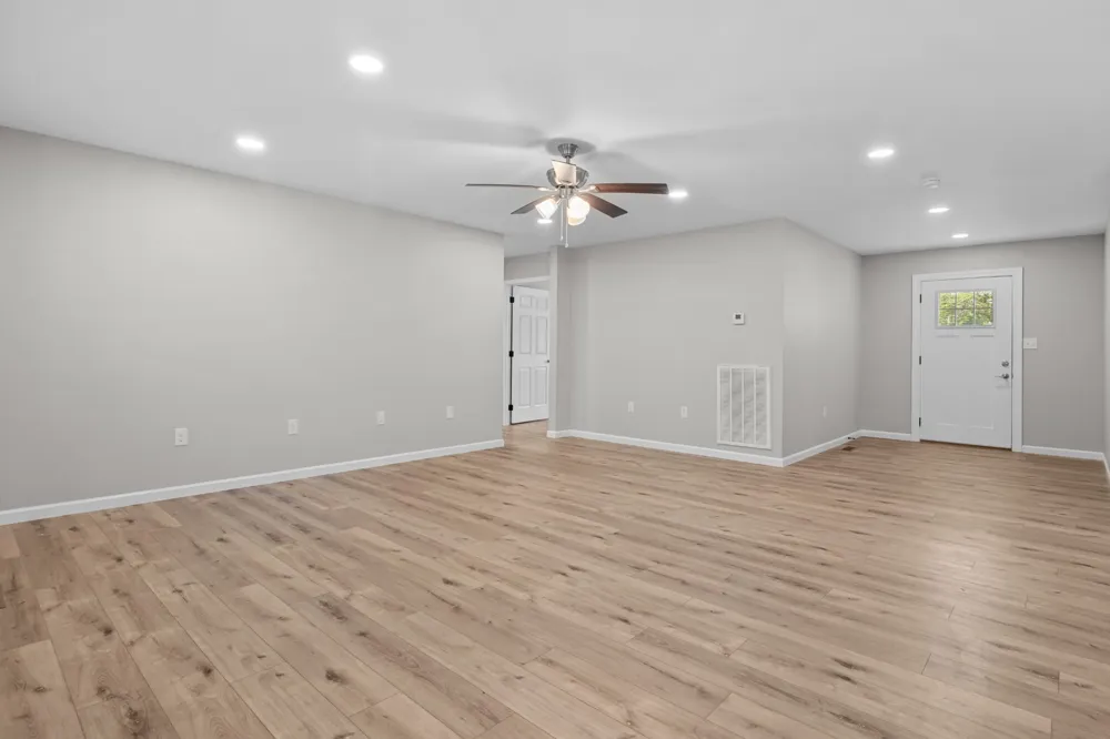 55 Hillcrest Dr Bruceton, TN 38317