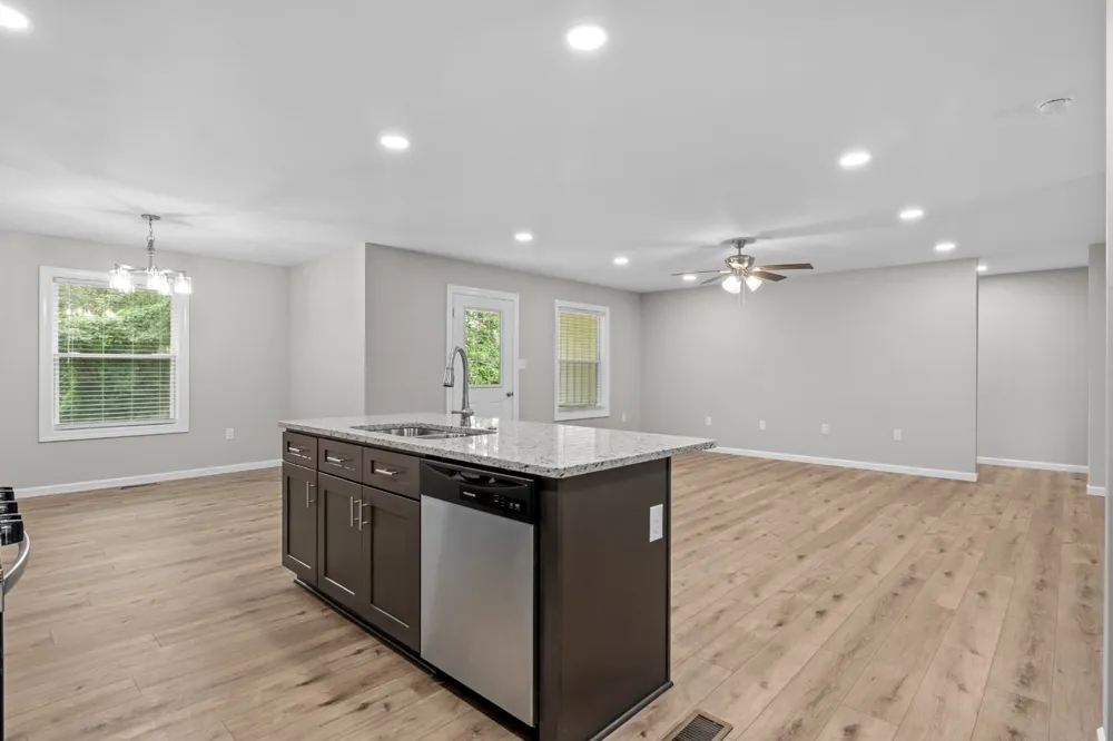55 Hillcrest Dr Bruceton, TN 38317