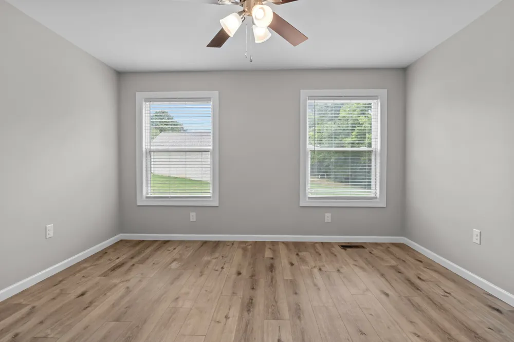 55 Hillcrest Dr Bruceton, TN 38317
