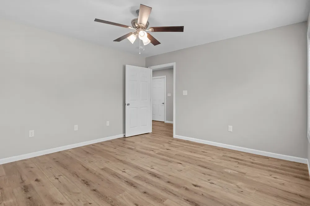 55 Hillcrest Dr Bruceton, TN 38317