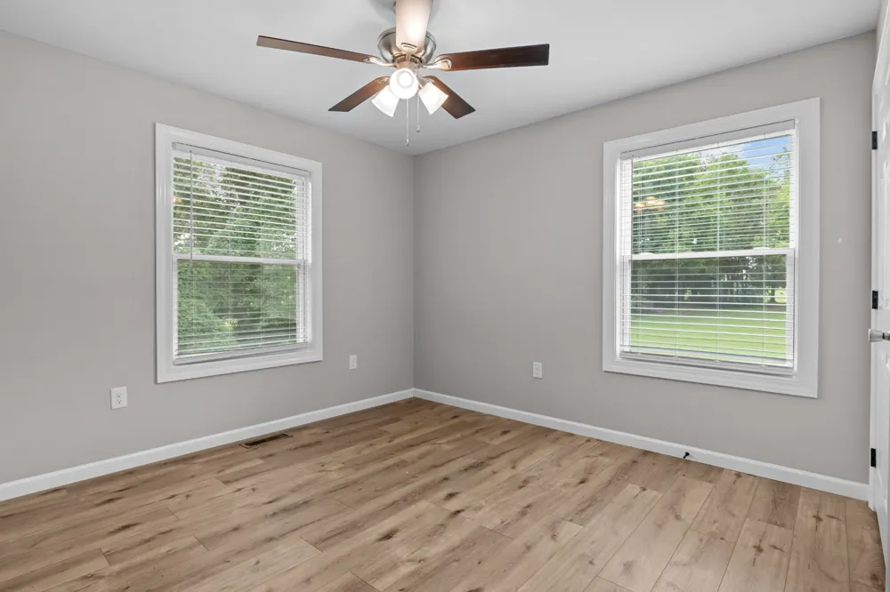 55 Hillcrest Dr Bruceton, TN 38317