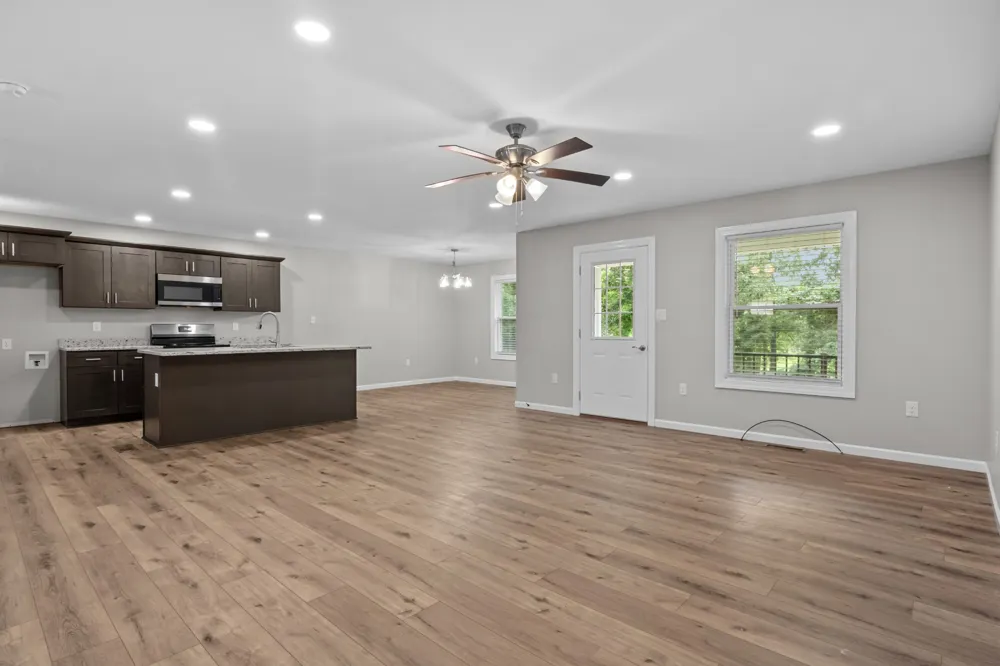 55 Hillcrest Dr Bruceton, TN 38317