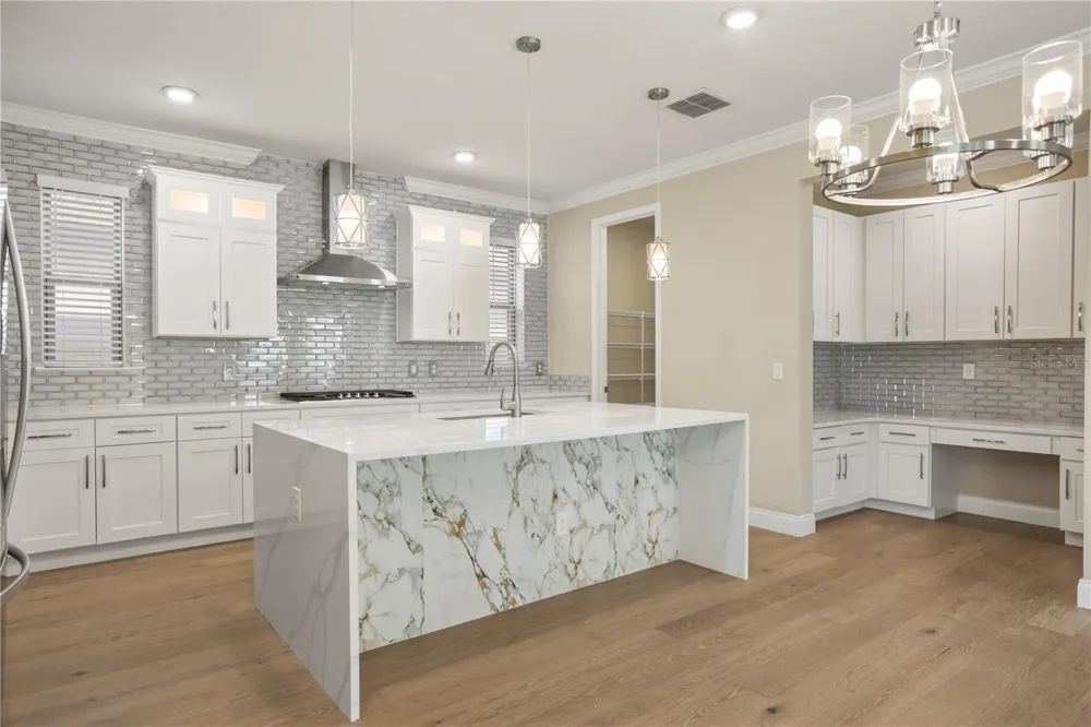 8224 PROCIDA ISLE LANE Windermere, FL 34786