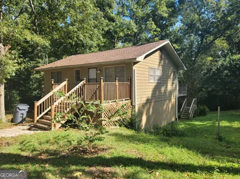 1210 Douglas CIR