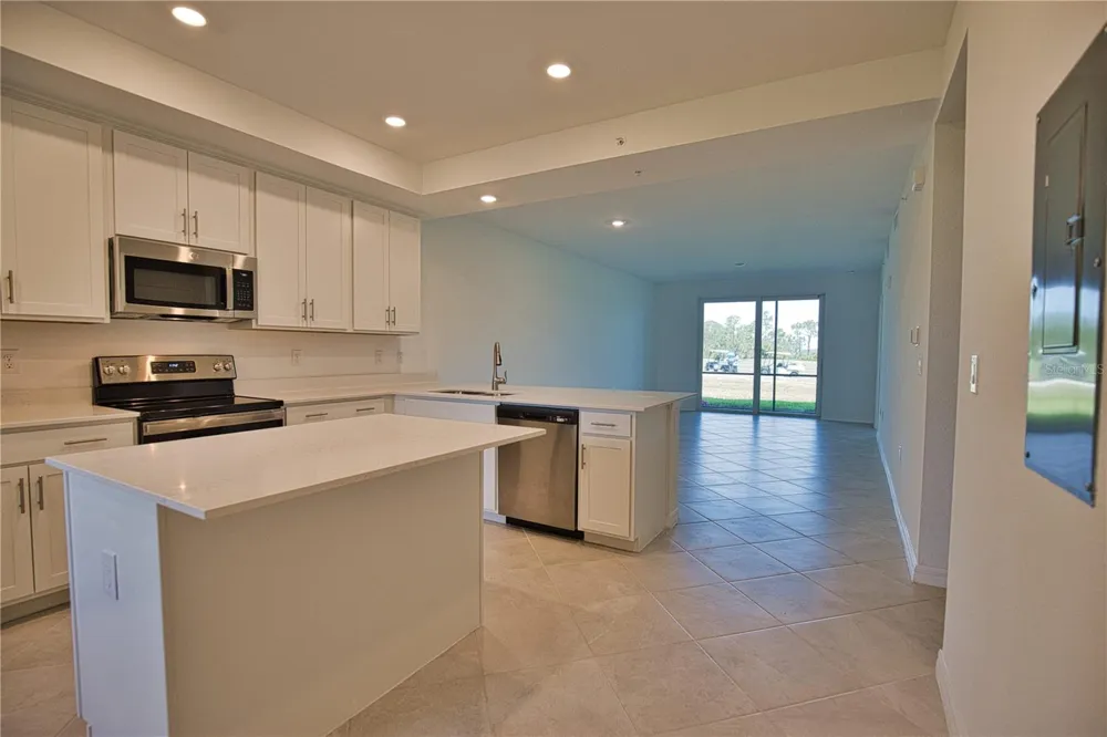 12280 WELLEN GOLF STREET #104 Venice, FL 34293
