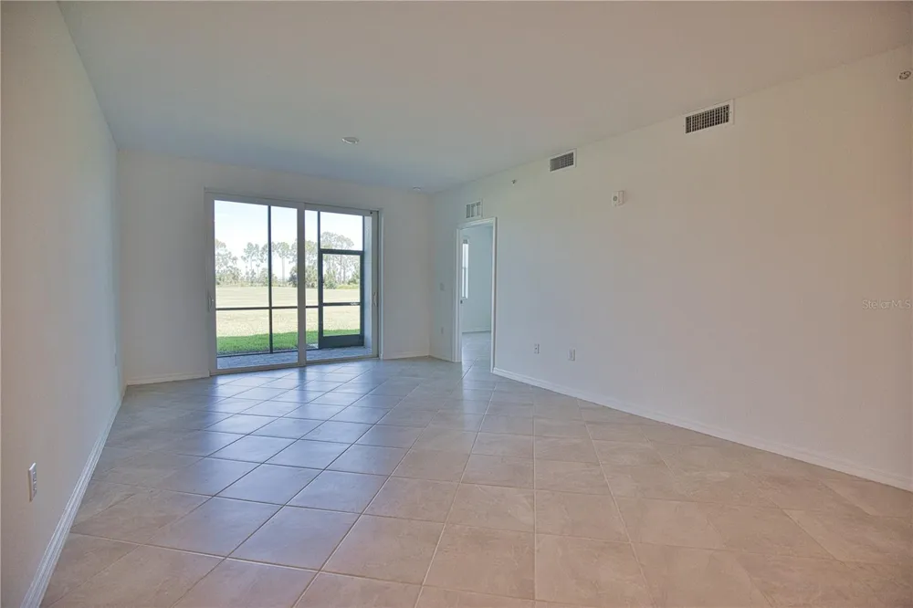 12280 WELLEN GOLF STREET #104 Venice, FL 34293