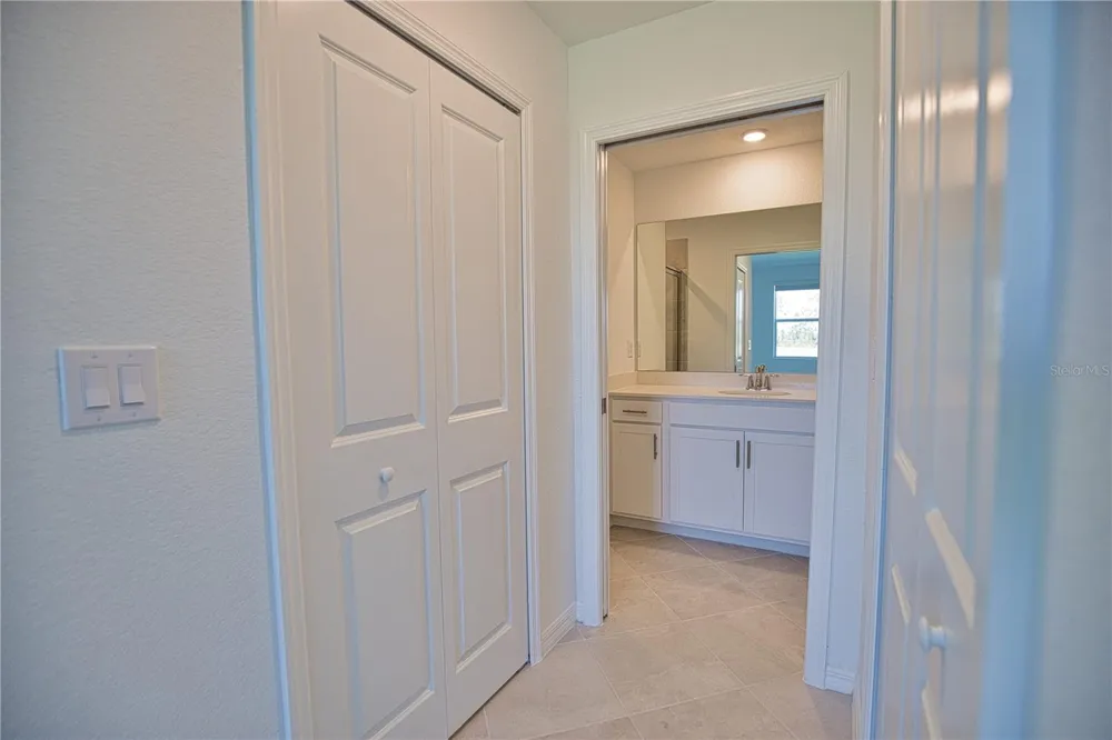 12280 WELLEN GOLF STREET #104 Venice, FL 34293