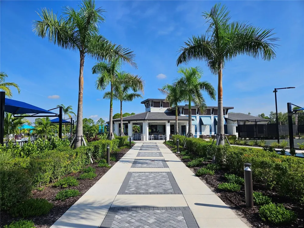 12280 WELLEN GOLF STREET #104 Venice, FL 34293