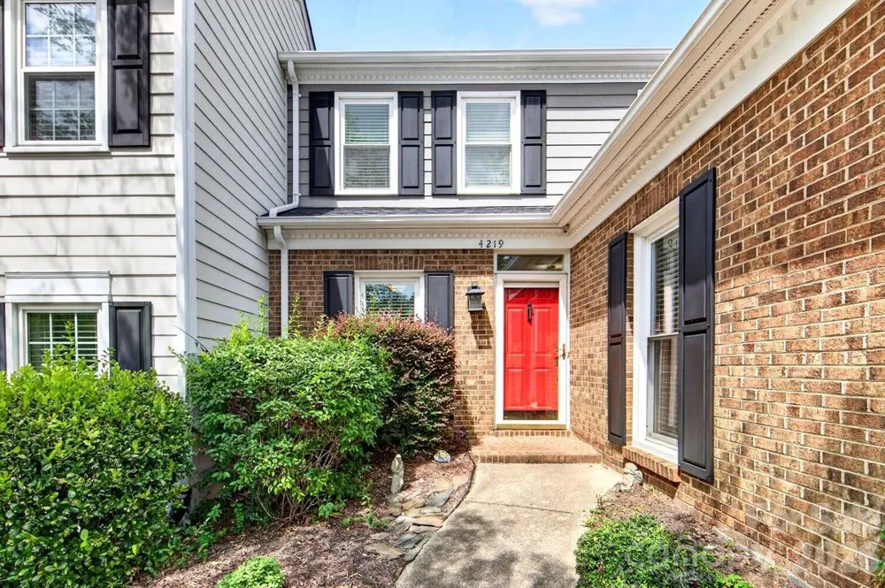 4219 Blacktree Lane Charlotte, NC 28226