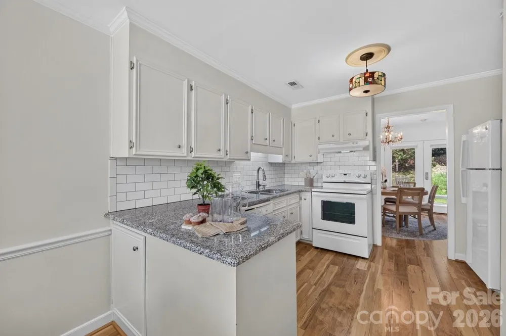 4219 Blacktree Lane Charlotte, NC 28226