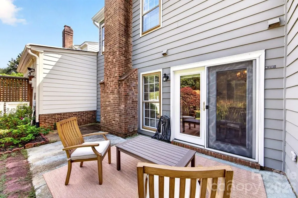 4219 Blacktree Lane Charlotte, NC 28226