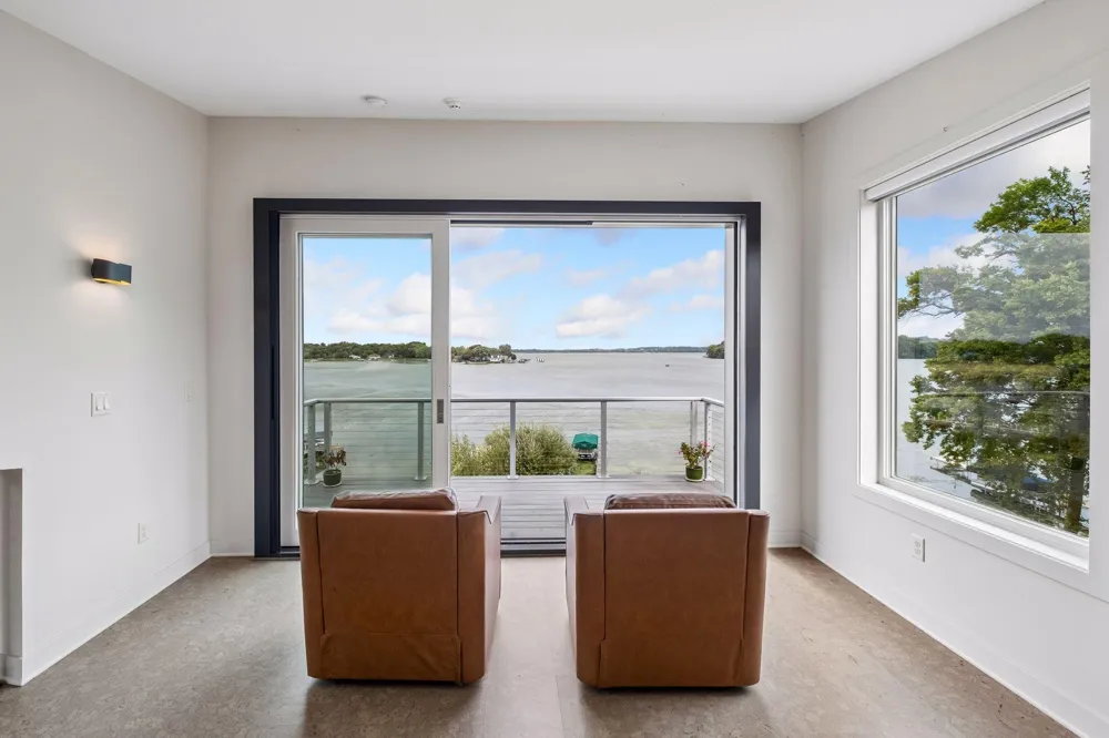 224 W Lake Street Waconia, MN 55387