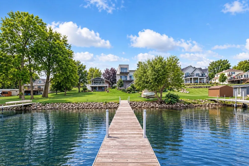 224 W Lake Street Waconia, MN 55387