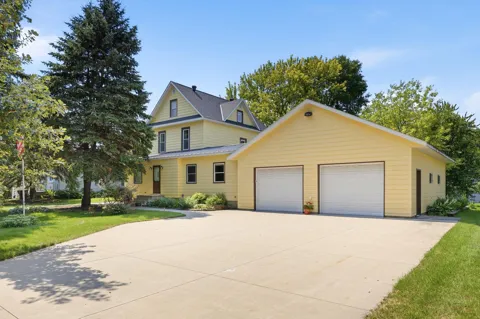120 3rd Street W