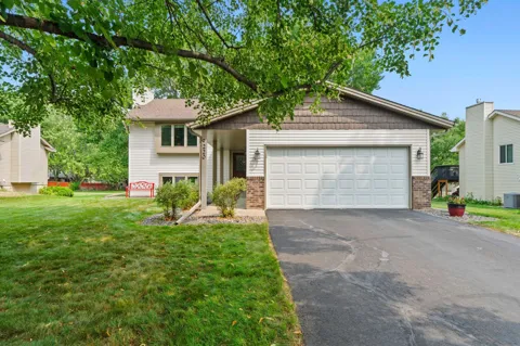 9220 Orchid Lane