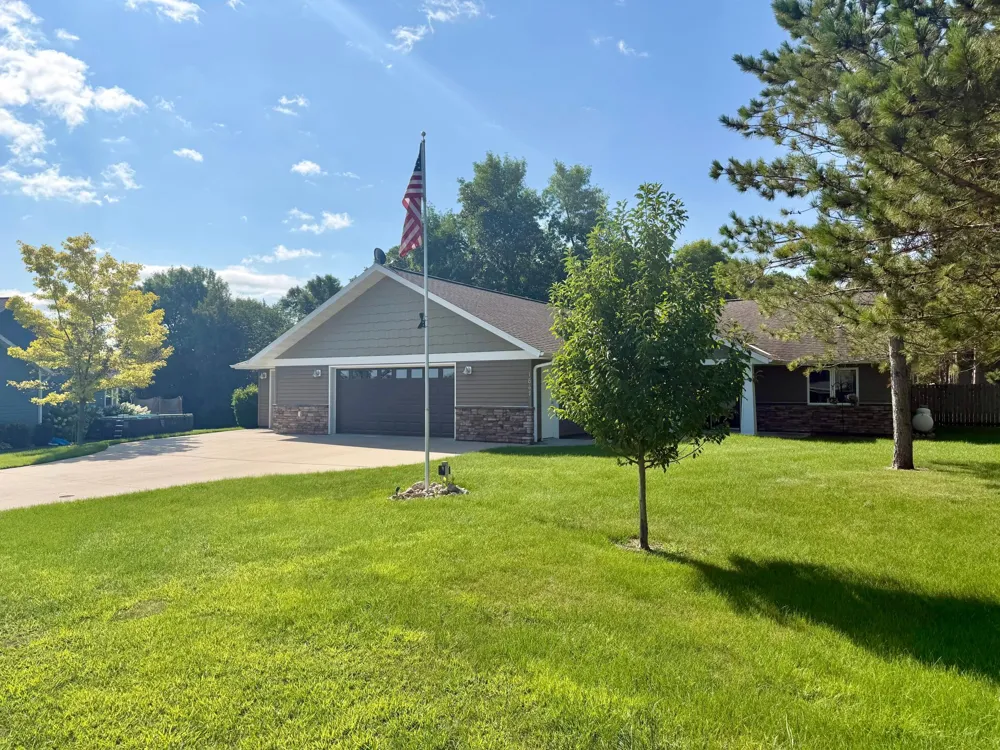 1847 Spruce Grove Trail Detroit Lakes, MN 56501