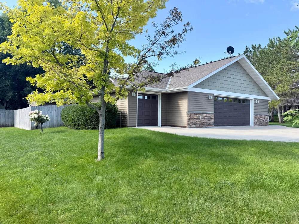 1847 Spruce Grove Trail Detroit Lakes, MN 56501