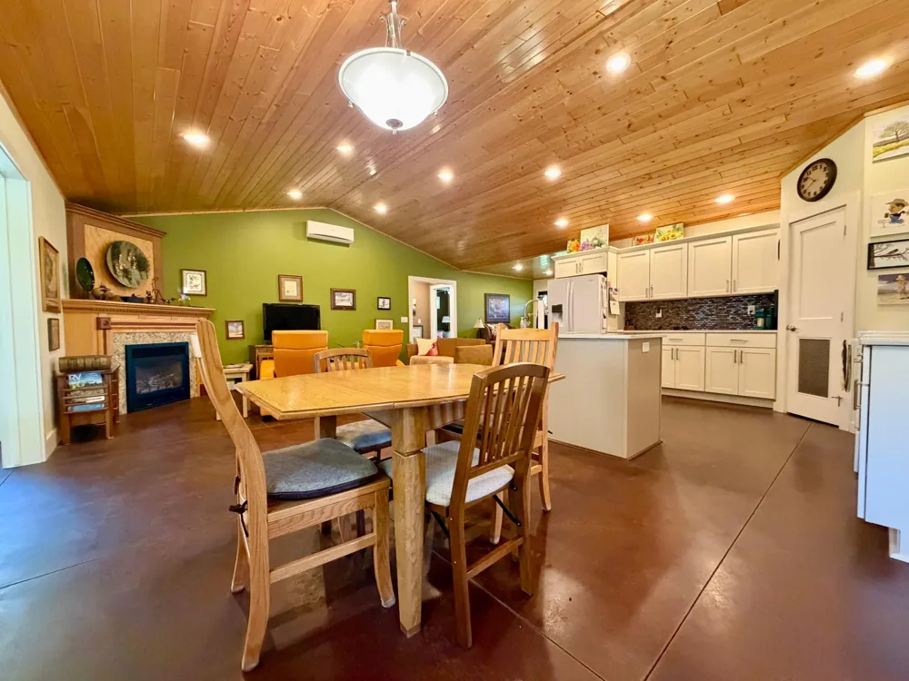 1847 Spruce Grove Trail Detroit Lakes, MN 56501