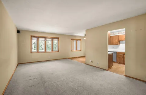244 W Eagle Lake Drive