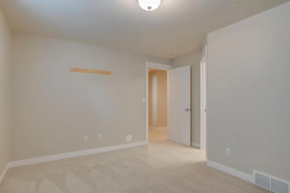 431 Clearview Court Moorhead, MN 56560