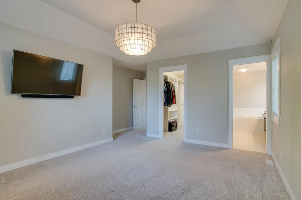 431 Clearview Court Moorhead, MN 56560