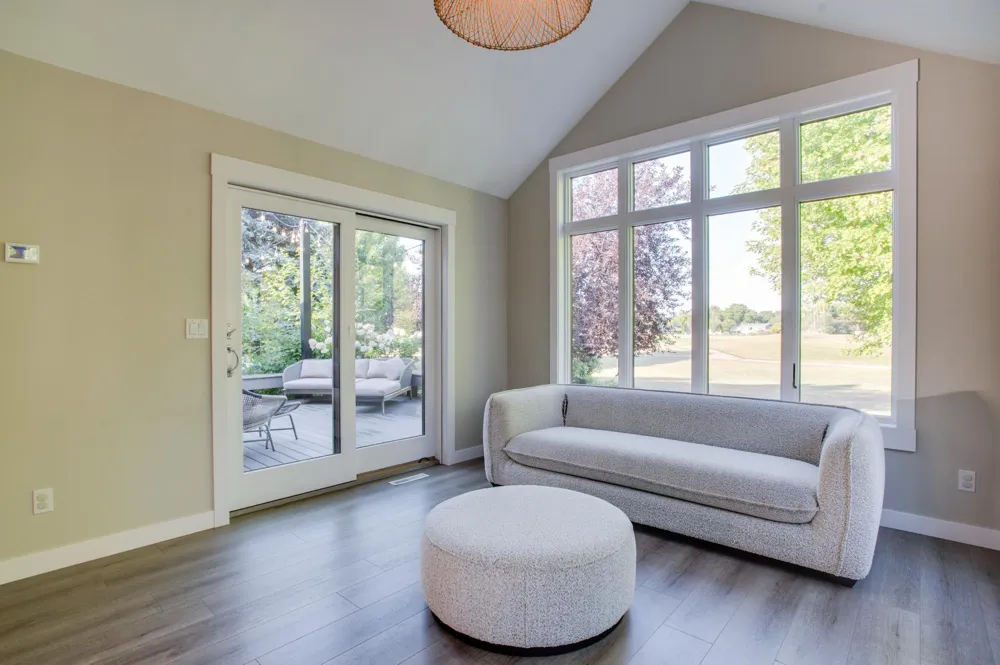 431 Clearview Court Moorhead, MN 56560