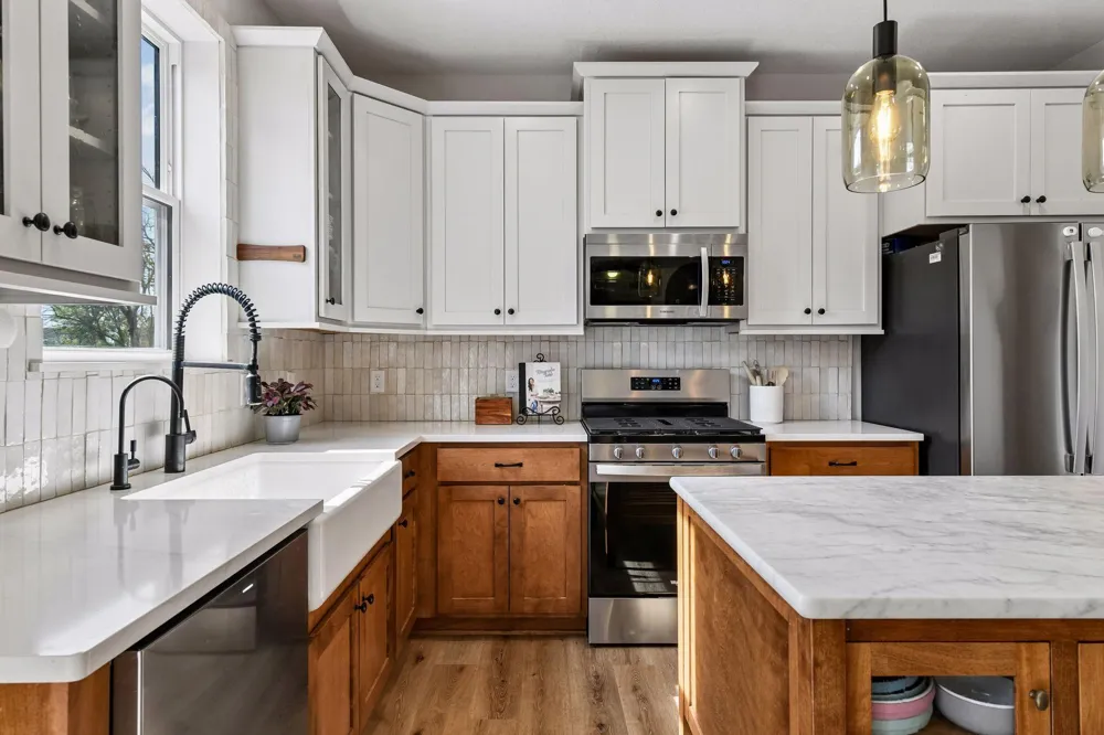 1017 Fabel Lane Waconia, MN 55387