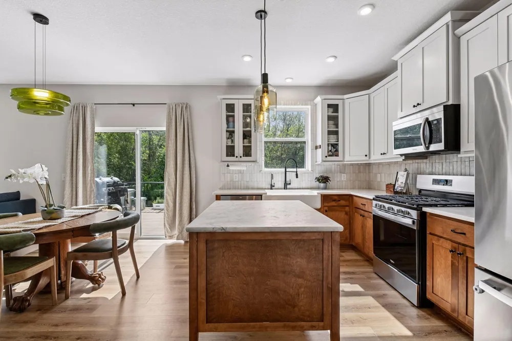 1017 Fabel Lane Waconia, MN 55387