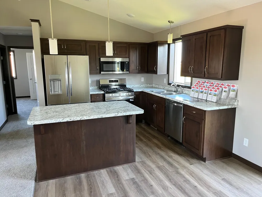 1802 Oak Pond Drive NW Sauk Rapids, MN 56379