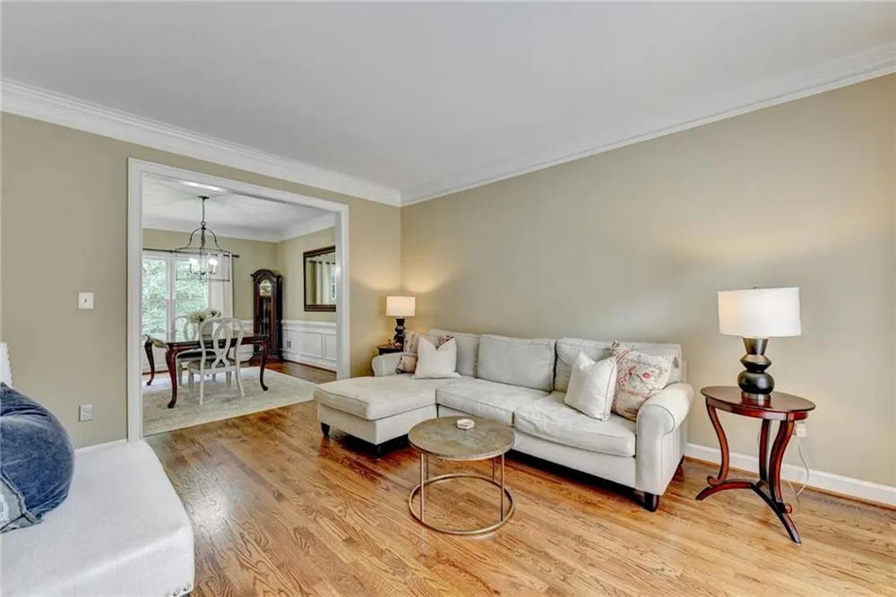 350 Welwyn Walk Alpharetta, GA 30022
