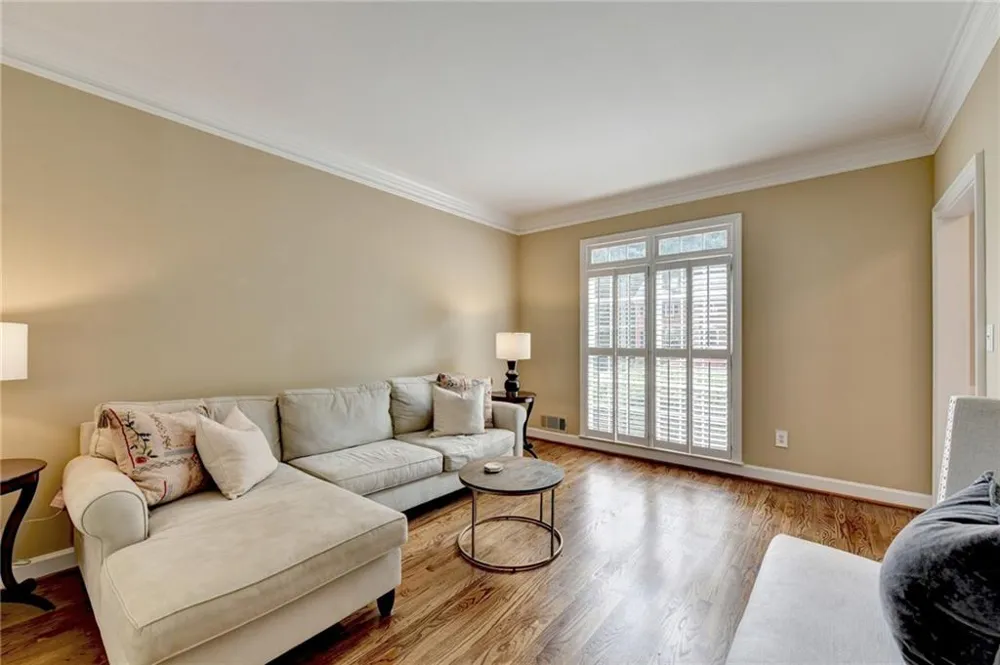 350 Welwyn Walk Alpharetta, GA 30022