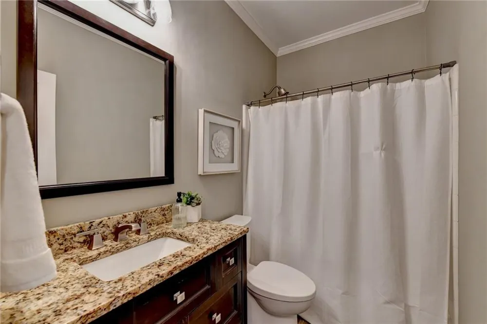 350 Welwyn Walk Alpharetta, GA 30022