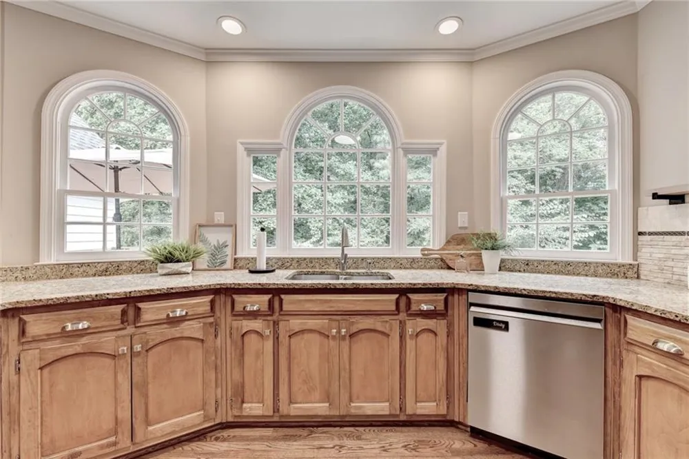 350 Welwyn Walk Alpharetta, GA 30022