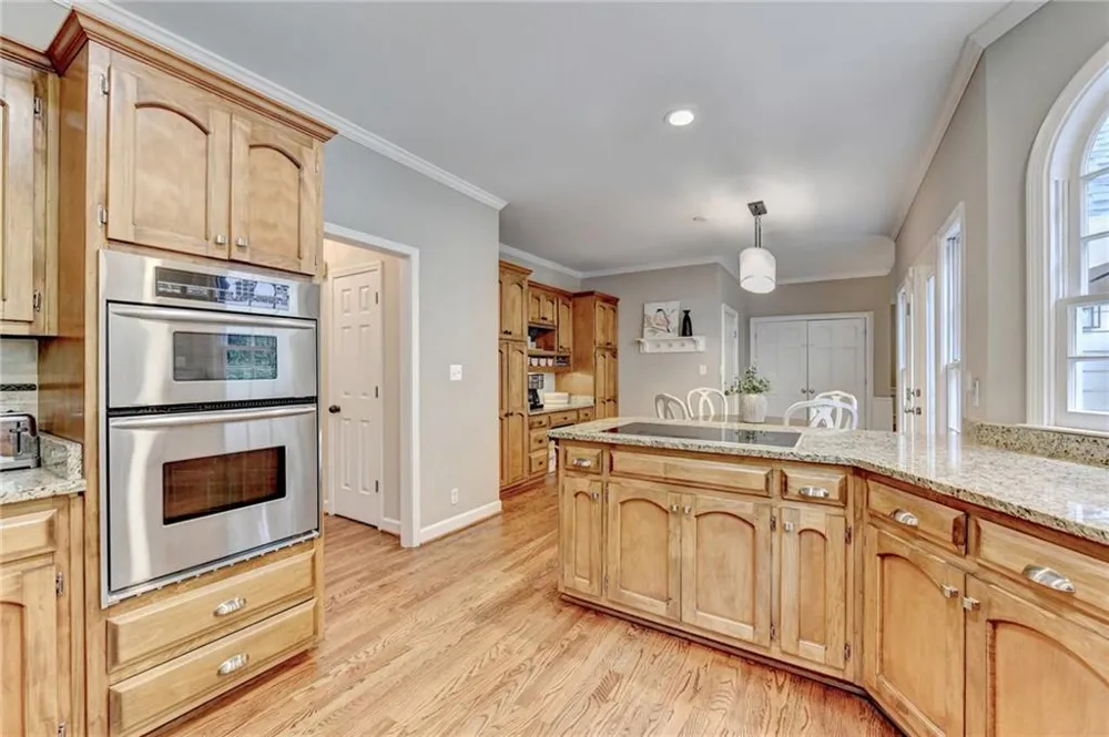 350 Welwyn Walk Alpharetta, GA 30022