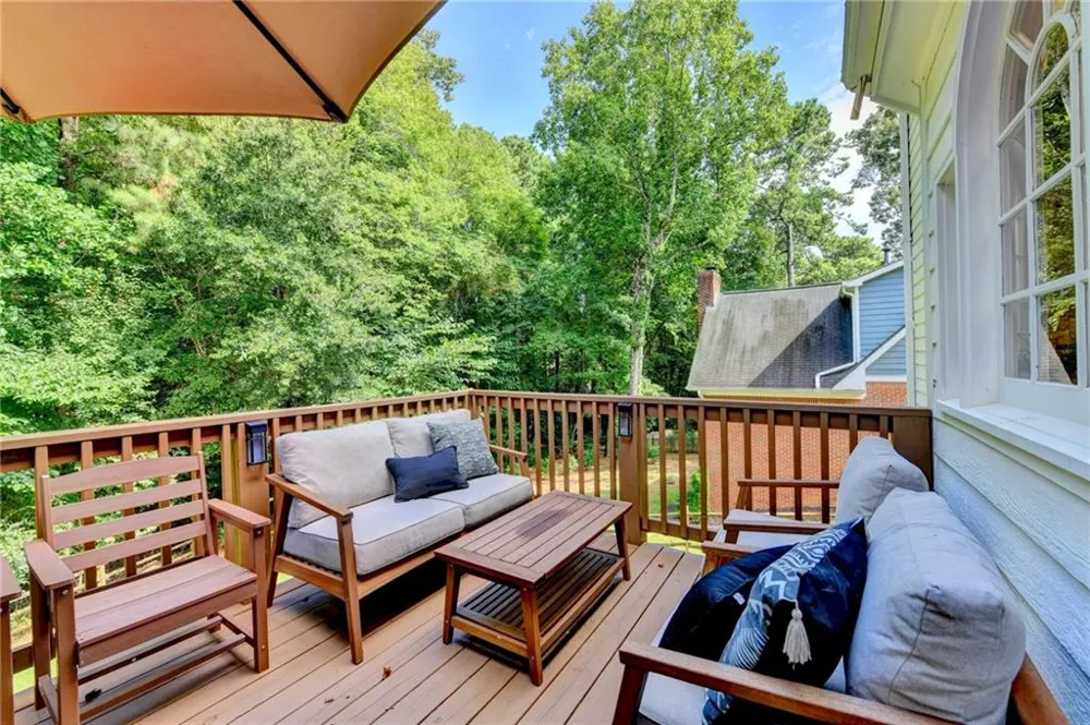 350 Welwyn Walk Alpharetta, GA 30022