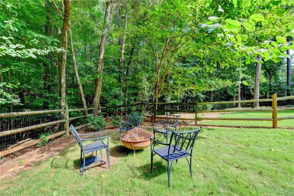 350 Welwyn Walk Alpharetta, GA 30022