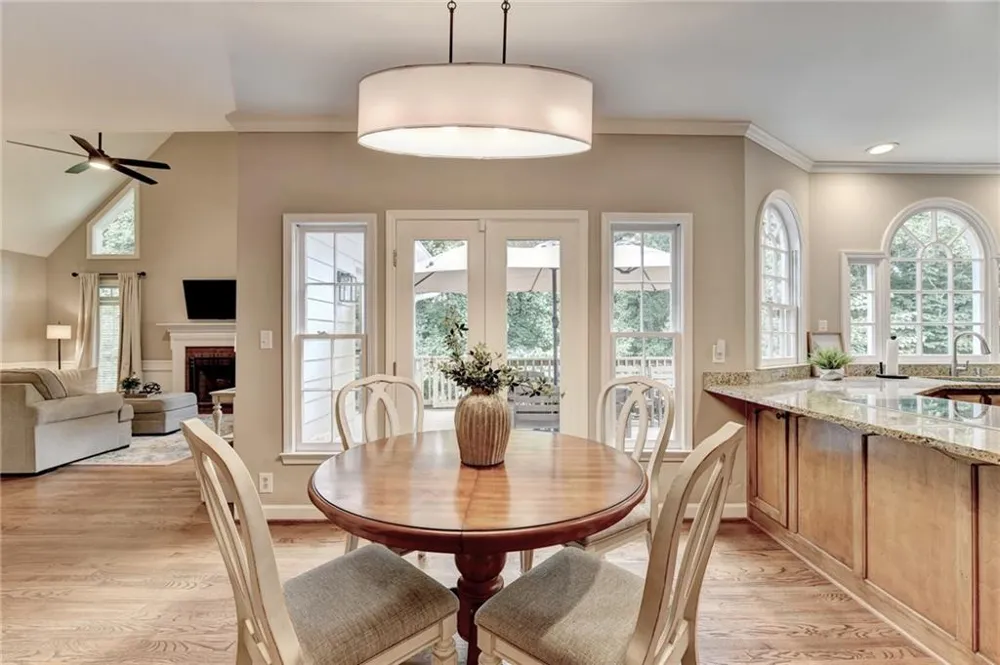 350 Welwyn Walk Alpharetta, GA 30022