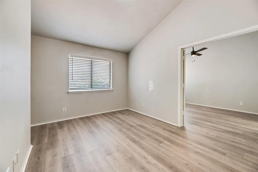 3305 Fairview Drive Corinth, TX 76210