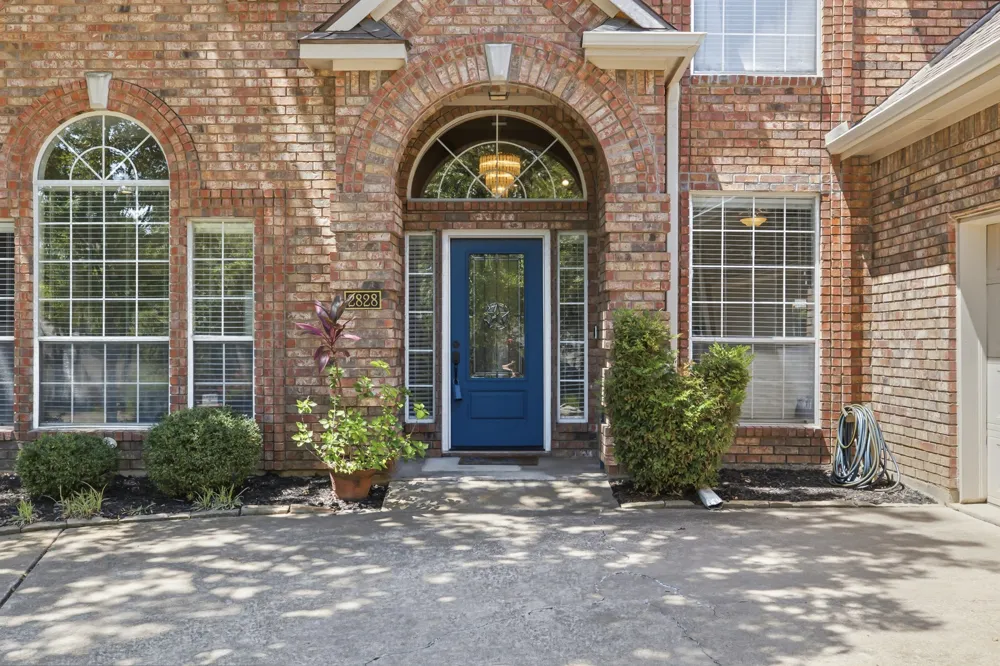 2828 Timber Hill Drive Grapevine, TX 76051