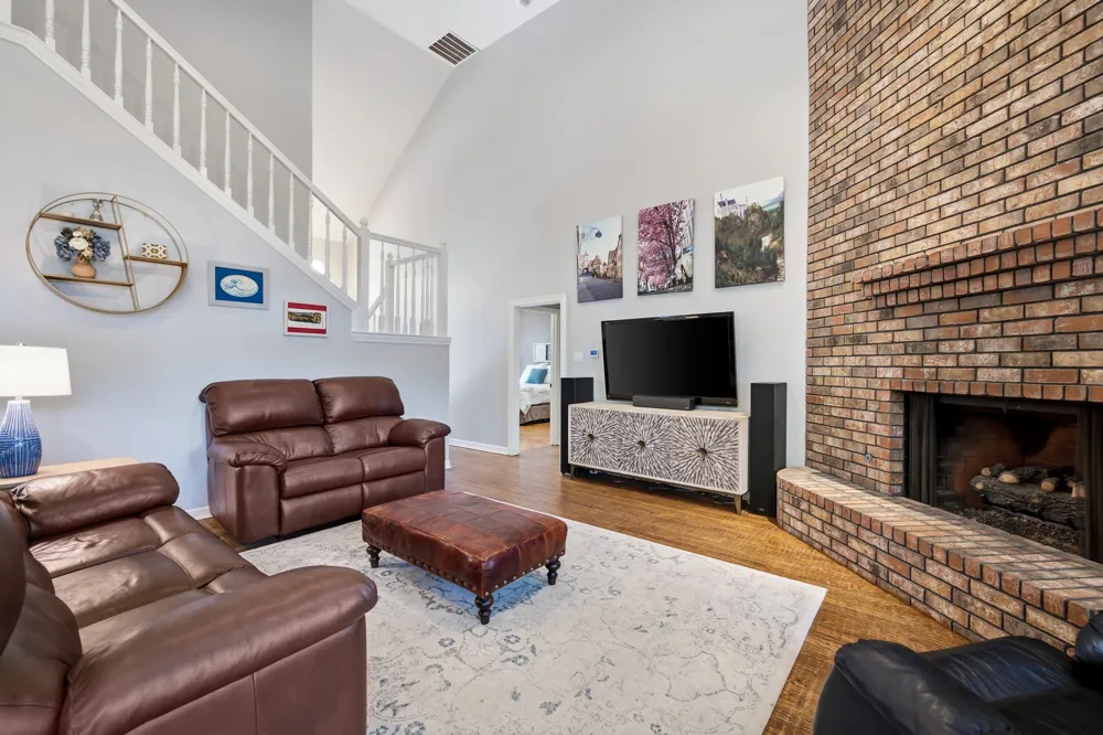 2828 Timber Hill Drive Grapevine, TX 76051